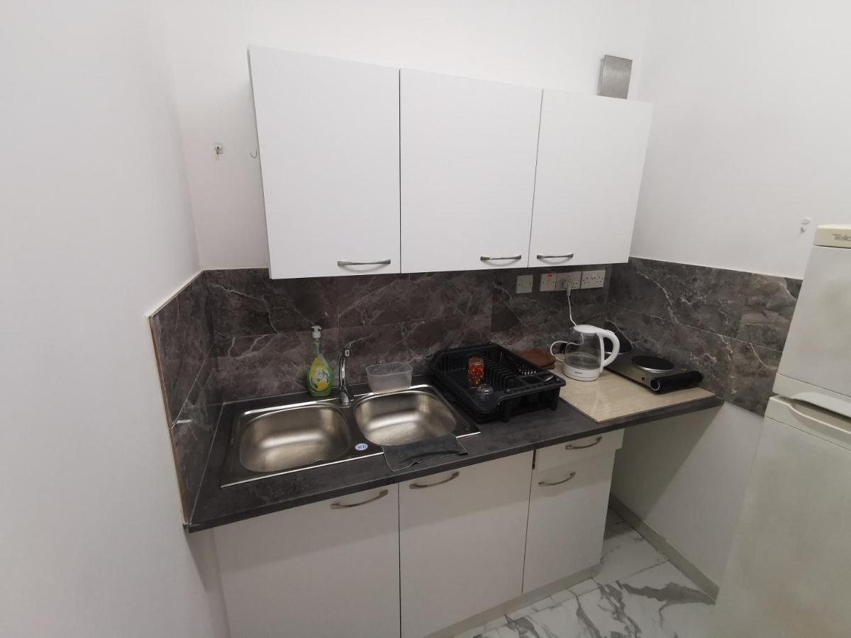 Lovely Cozy Apartment In The Entrance Of Nicosia Aglantzia Exterior foto