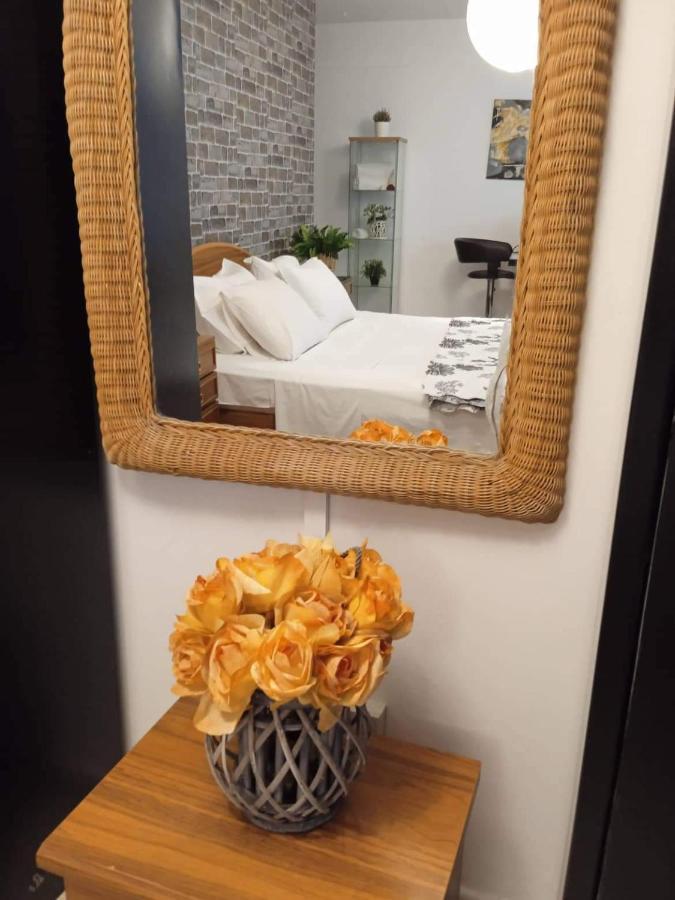 Lovely Cozy Apartment In The Entrance Of Nicosia Aglantzia Exterior foto